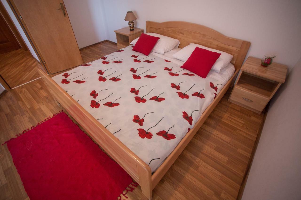 Venera Apartment *